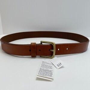 GAP NWT  Men's Leather Belt Size 30 Cognac Brown Tan Antiqued Brass Buckle